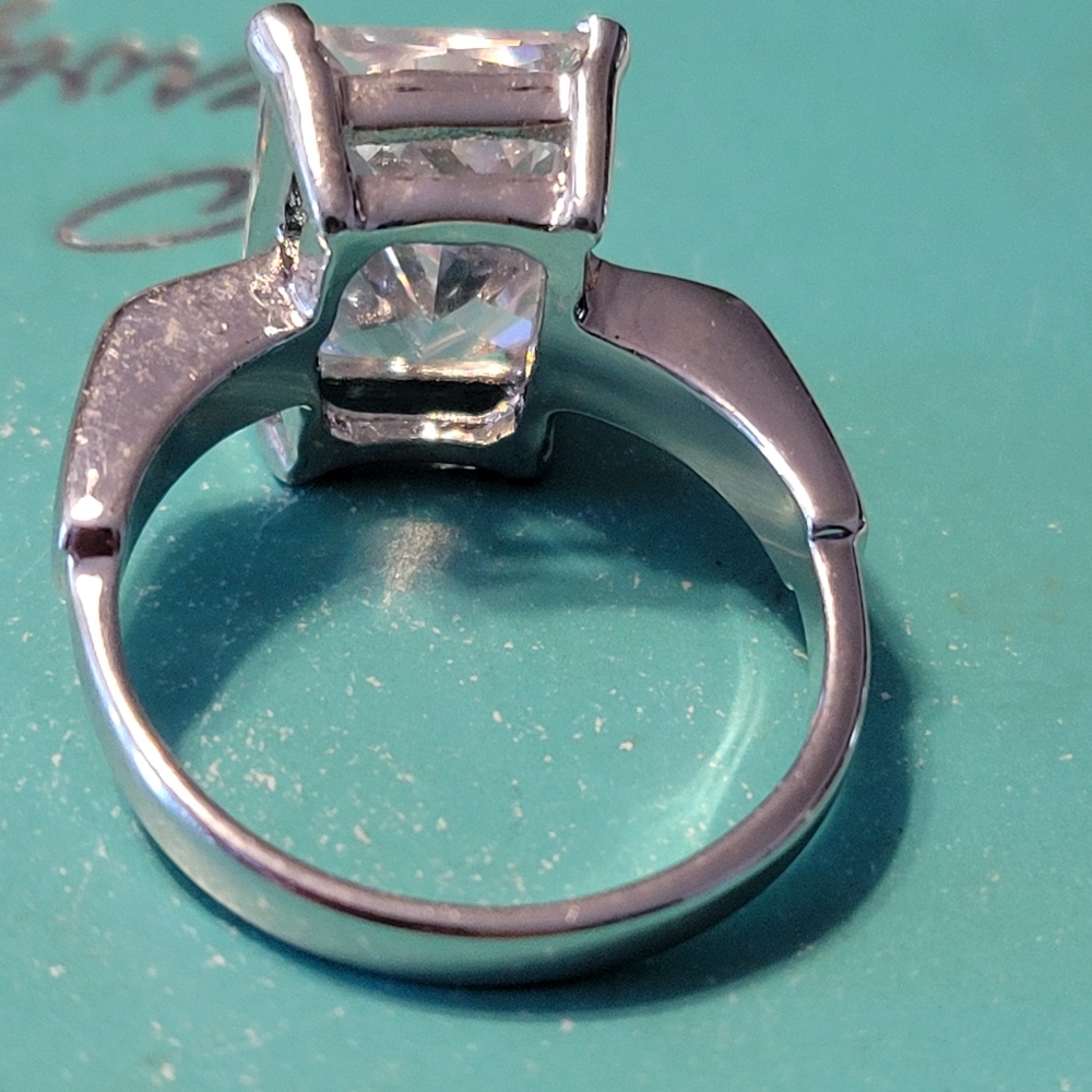 Elegant Silver Ring - image 6